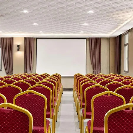 Hotel Ramada By Wyndham 4*
